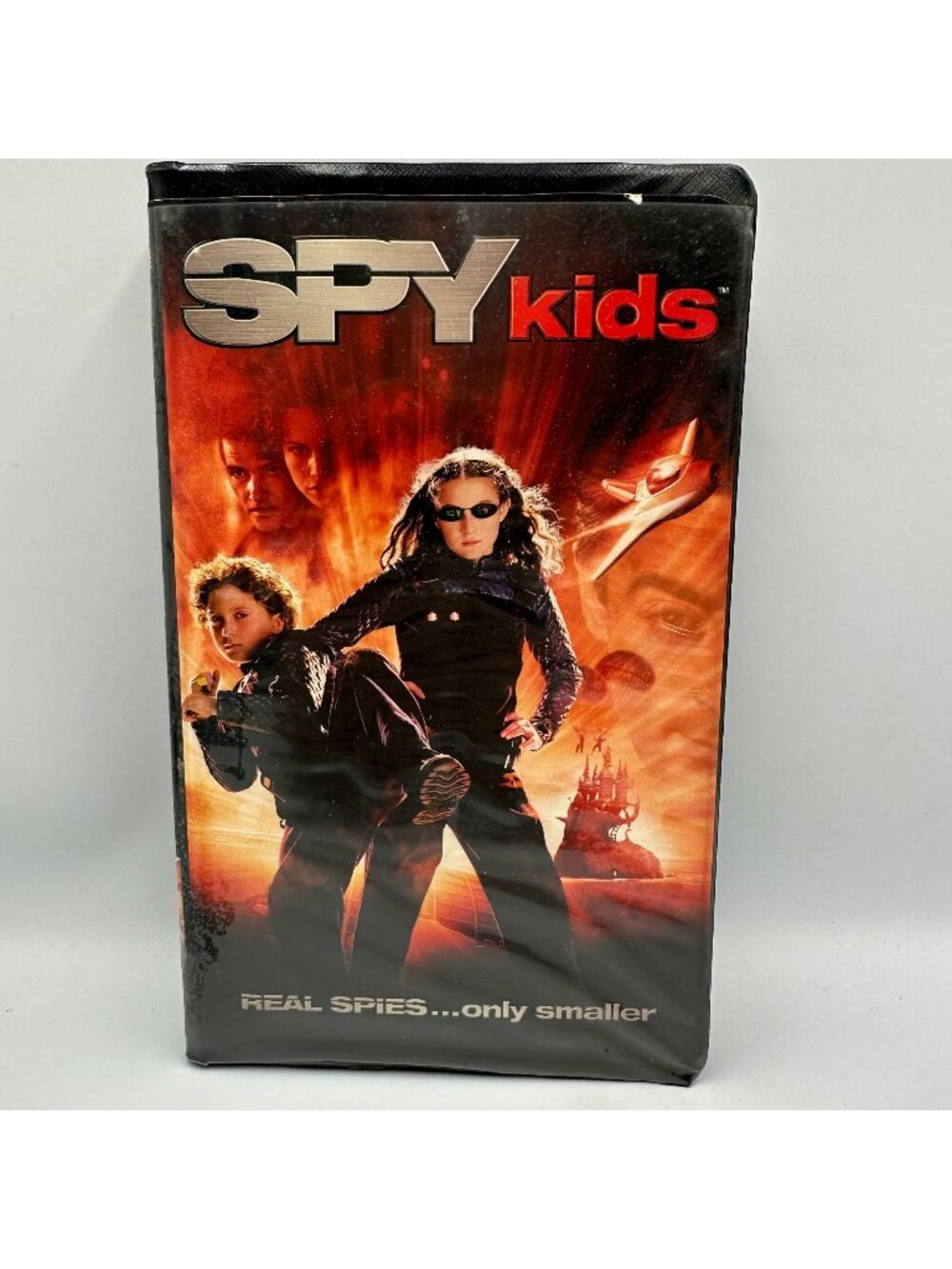 Spy Kids VHS 2001 Family Adventure Movie Antonio Banderas Carla Gugino